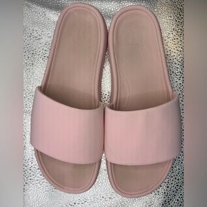 Lululemon Restfeel Slide Stawberry Milkshake Size 10